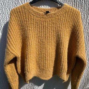 Forever 21 mustard yellow sweater size medium